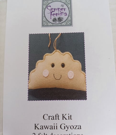 Kawaii Gyoza felt hand sewing craft kit