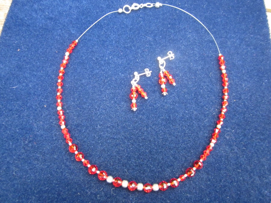Red glass bead Necklace & Earing set
