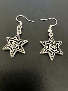 star charm hook earrings