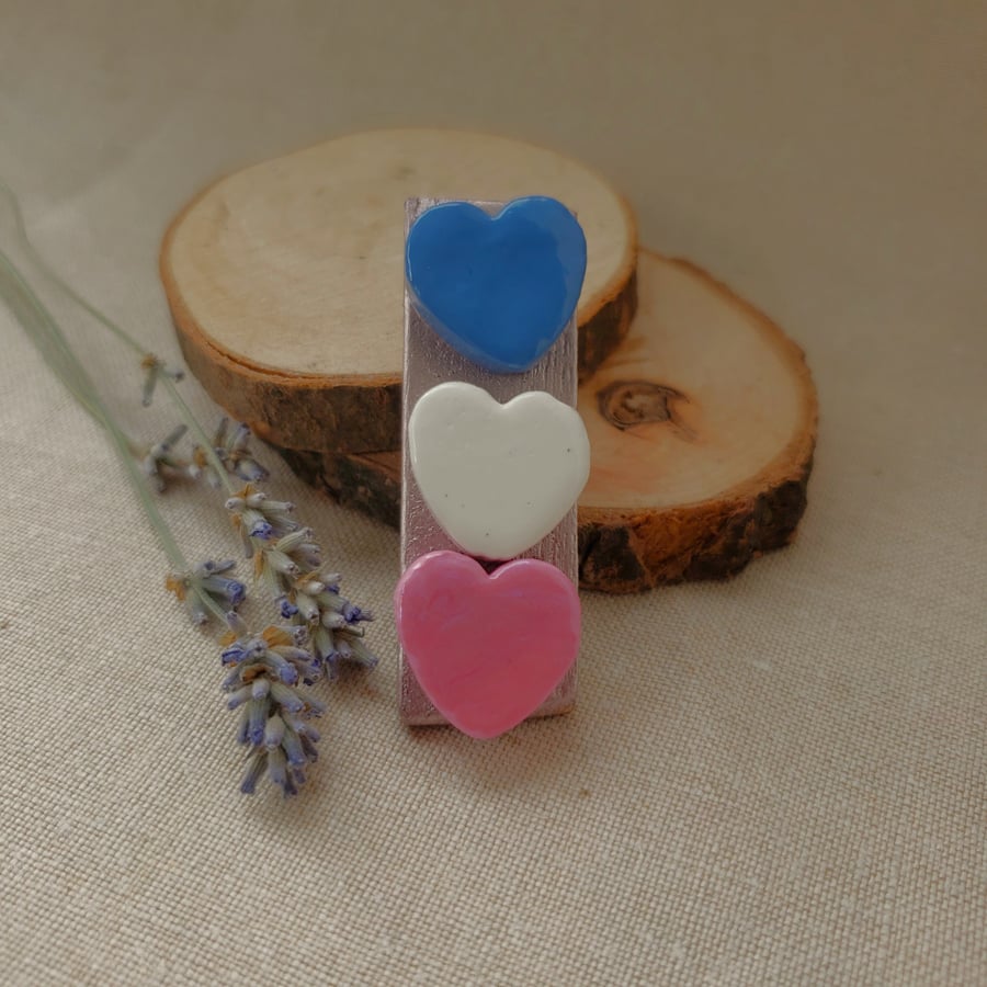 Wooden love heart brooch