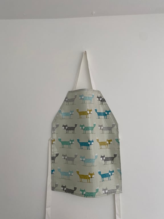 Children's Fox Apron (037)