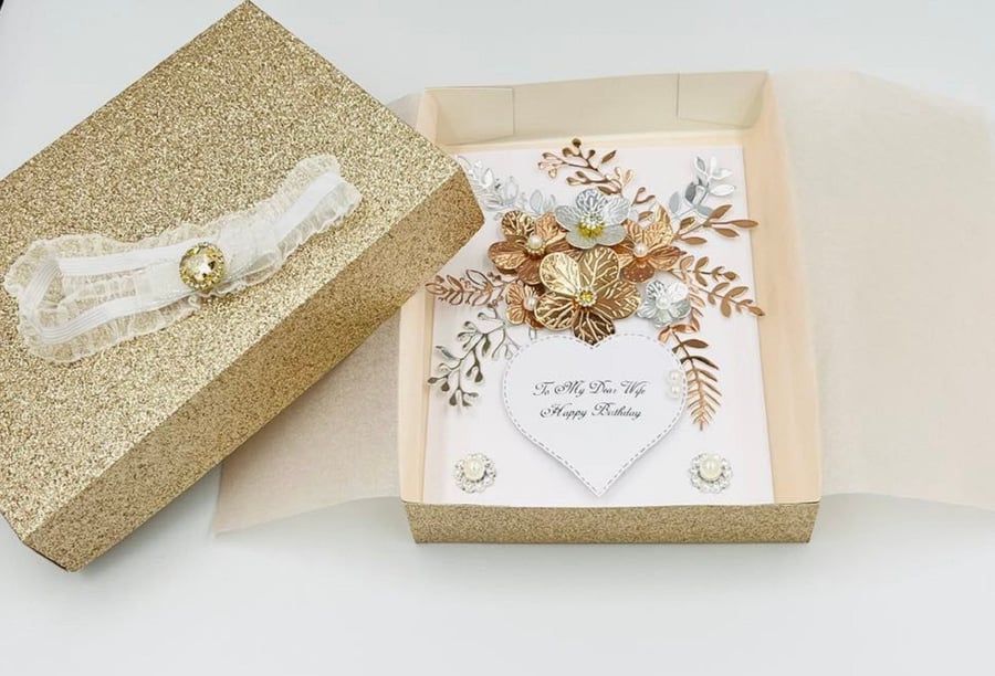 Personalized Handmade Flower Birthday Card: 3D Bouquet Card C051