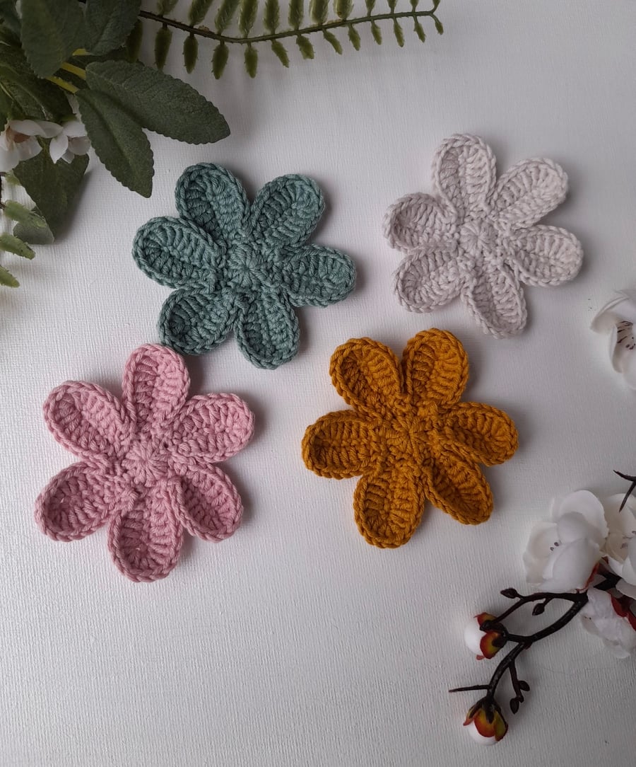 Crochet flower, cotton flower