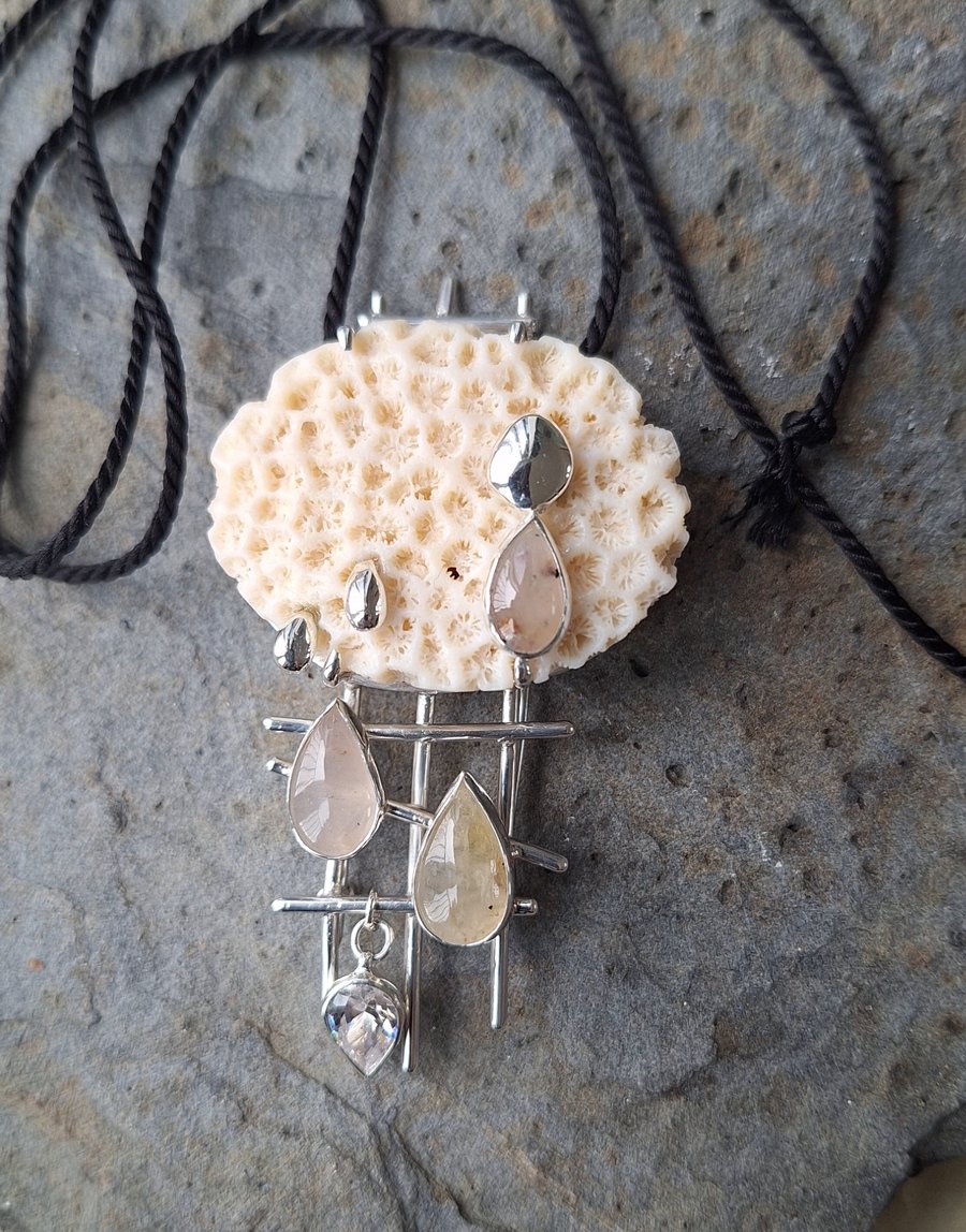 Tears of the Island: A Transformable Brooch & Pendant. Silver 925