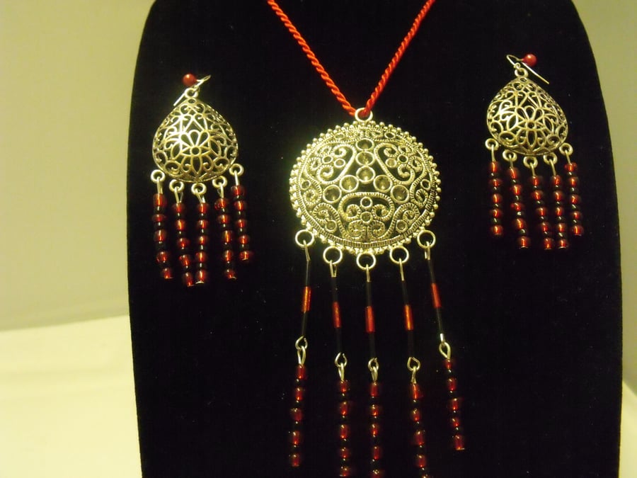 Pendant and Earrings Set