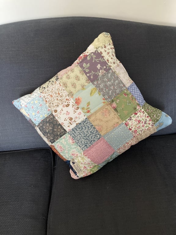 Traditional Multi Coloured Cosy Quilted Patchwork Cushion 18"