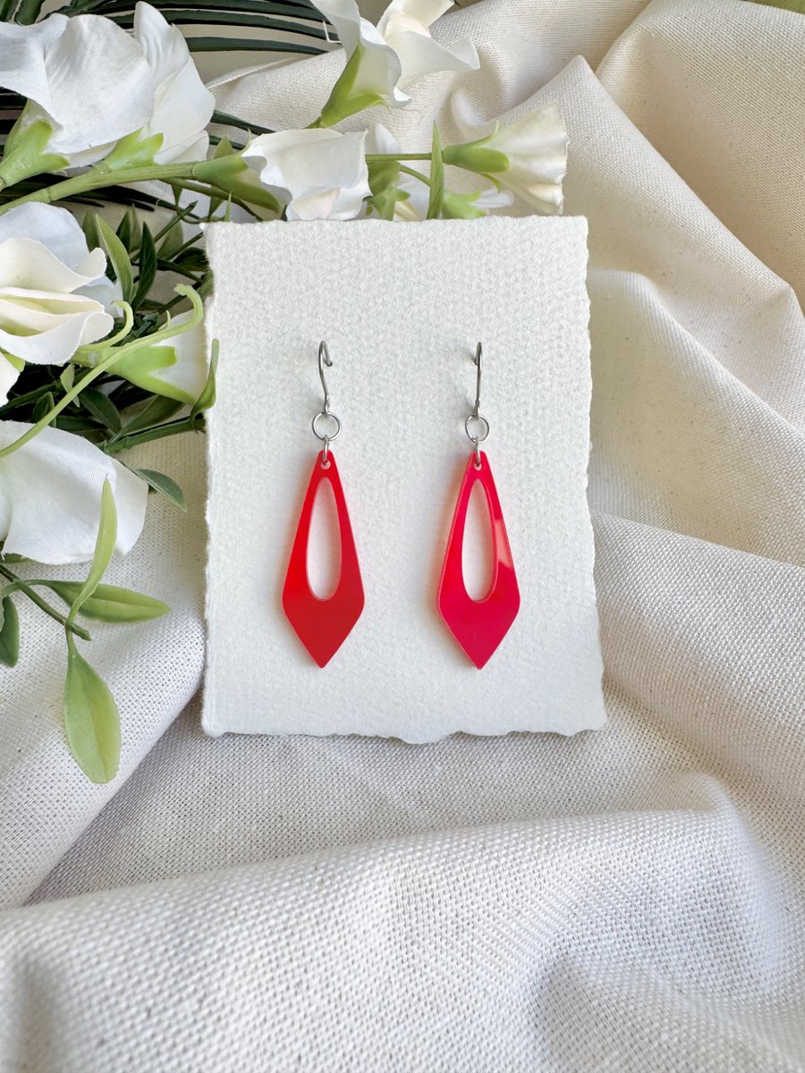 Marbled Red Teardrop Earrings - Laser Cut Acrylic Drops