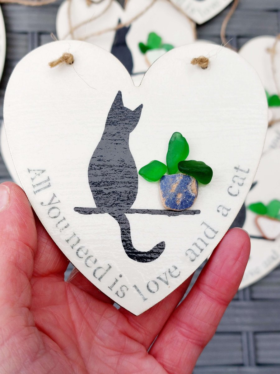 Sea Glass Cat Decoration, Beach Glass Hanging Heart Ornament Gift for Cat Lovers