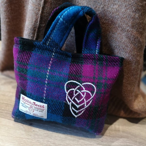 Harris Tweed Handbag with embroidered Celtic heart