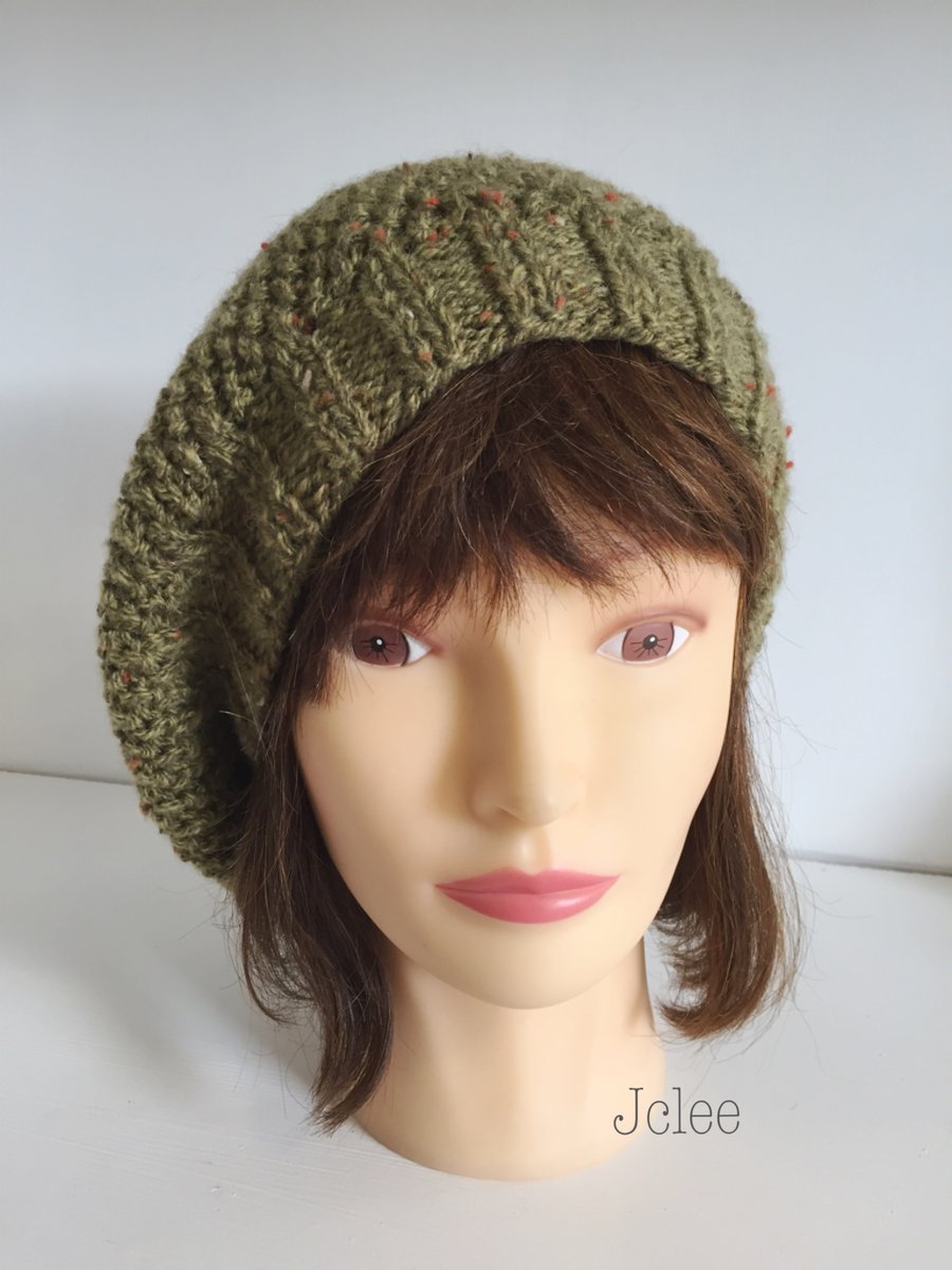 Womens knit Beret, Olive Green Hat, French Beret, Knitted Wool Gifts