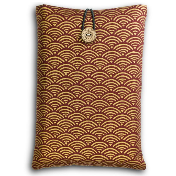 Seigaiha Wave Book Sleeve – Japanese Cotton Book Protector with Coconut Button