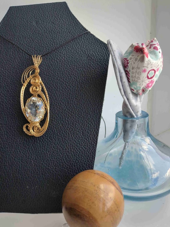 Crystal Gold Wire Wrapped Pendant 