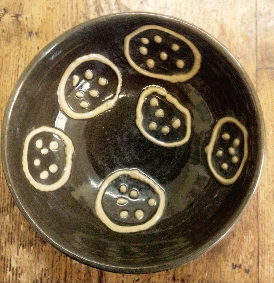 Bowl in terracotta clay