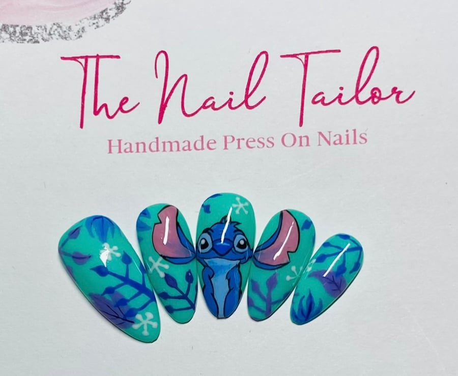 Stitch inspired press on nails 