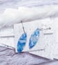 Marbled blue, white and silver earrings - Image 1