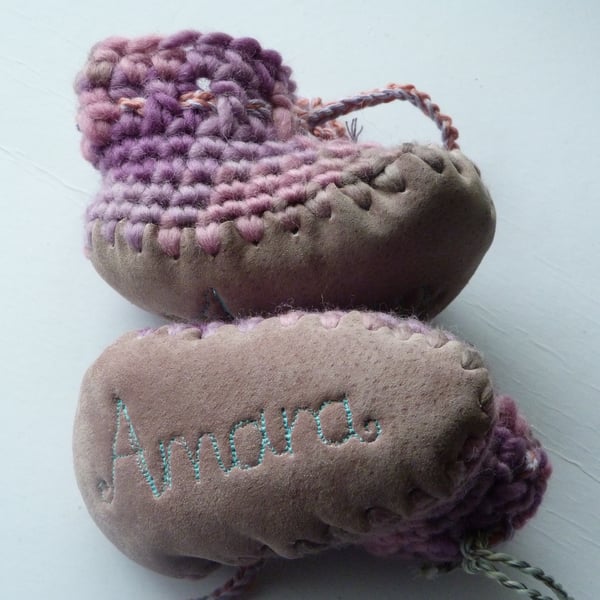 Personalised baby boots -Lilac Rose - sizes 1-3