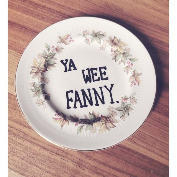 Cake plate for the ladies