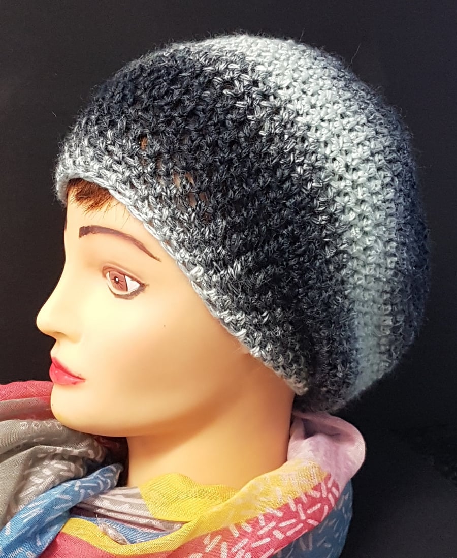 Crochet slouch hat Extra small 