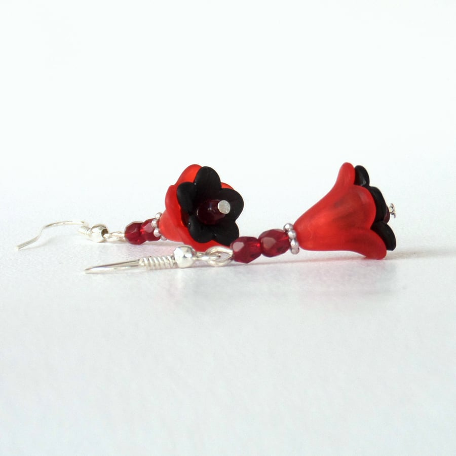 Red and black flower earrings