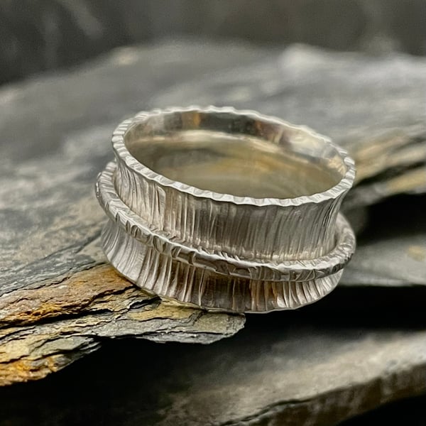 Silver Spinner Ring- “Lines”