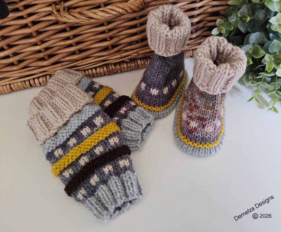 Baby Booties and Leg Warmer Set 3-9 months size