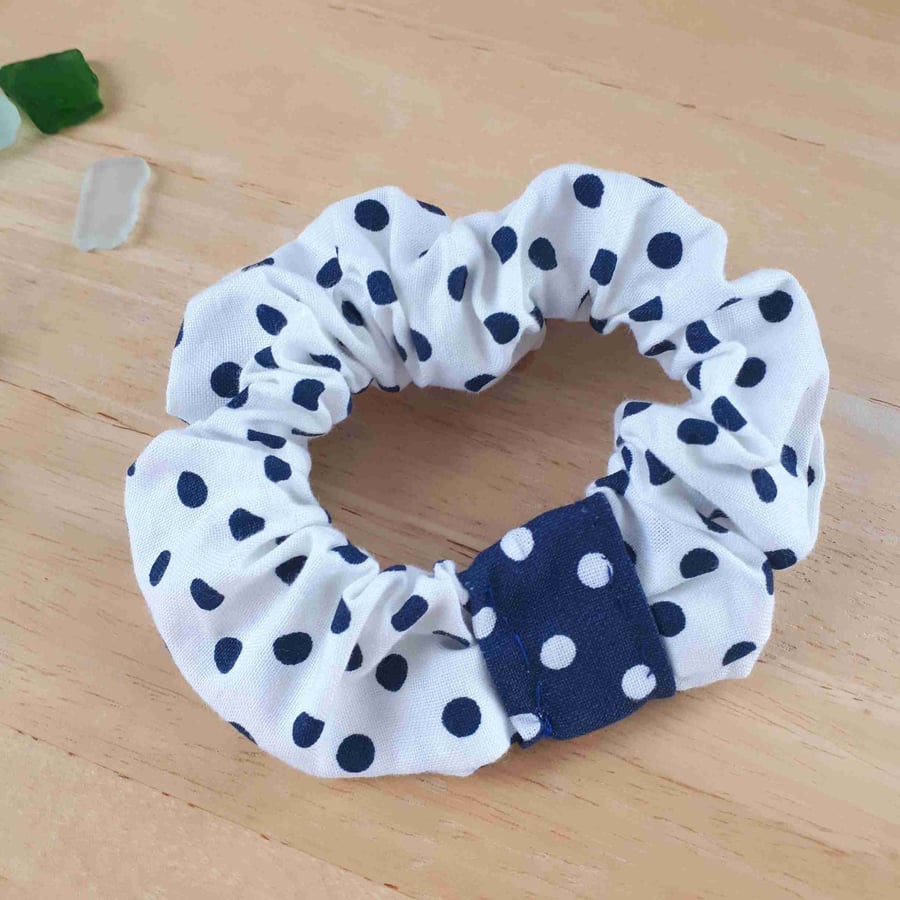 Medium Scrunchies, Ponytail Hairstyle, White with Navy Spots, Gift, D64