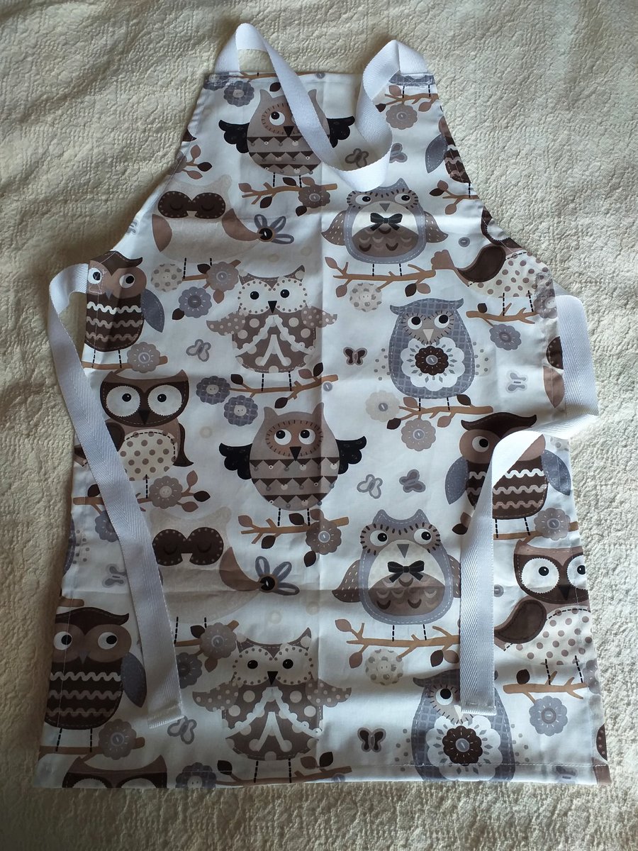 Owl Apron age 8-16 years