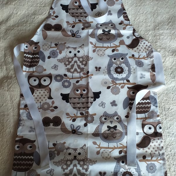 Owl Apron age 8-16 years