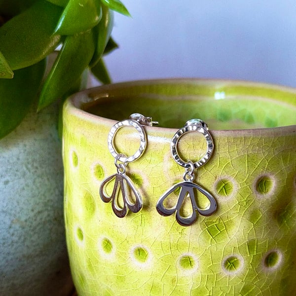 Blooming Flower Sterling Silver Earrings on Hammer Textured Circle Studs