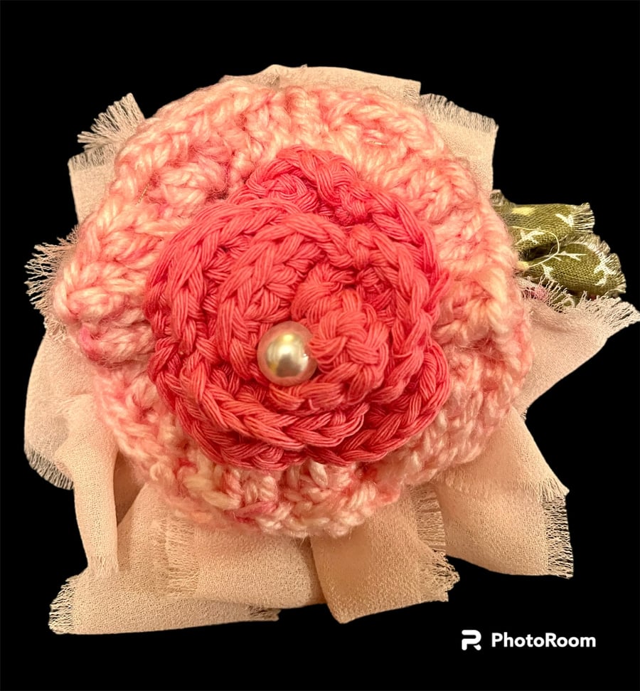 Shabby Chic Brooch, Vintage Brooch, Boho Brooch, Heart Badge, Rose Brooch