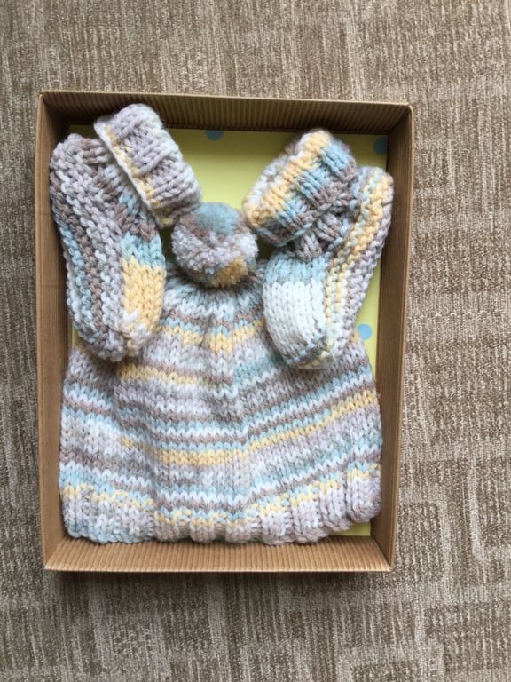 Knitted Baby Pompom Bobble Hat and Booties Gift Set in Neutral Colours