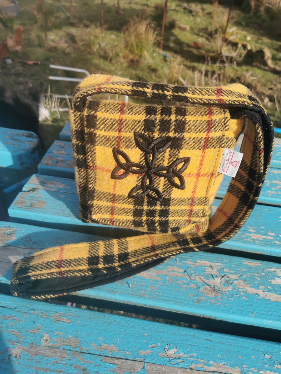 Macleod Dress Tartan Harris Tweed crossbody bag 