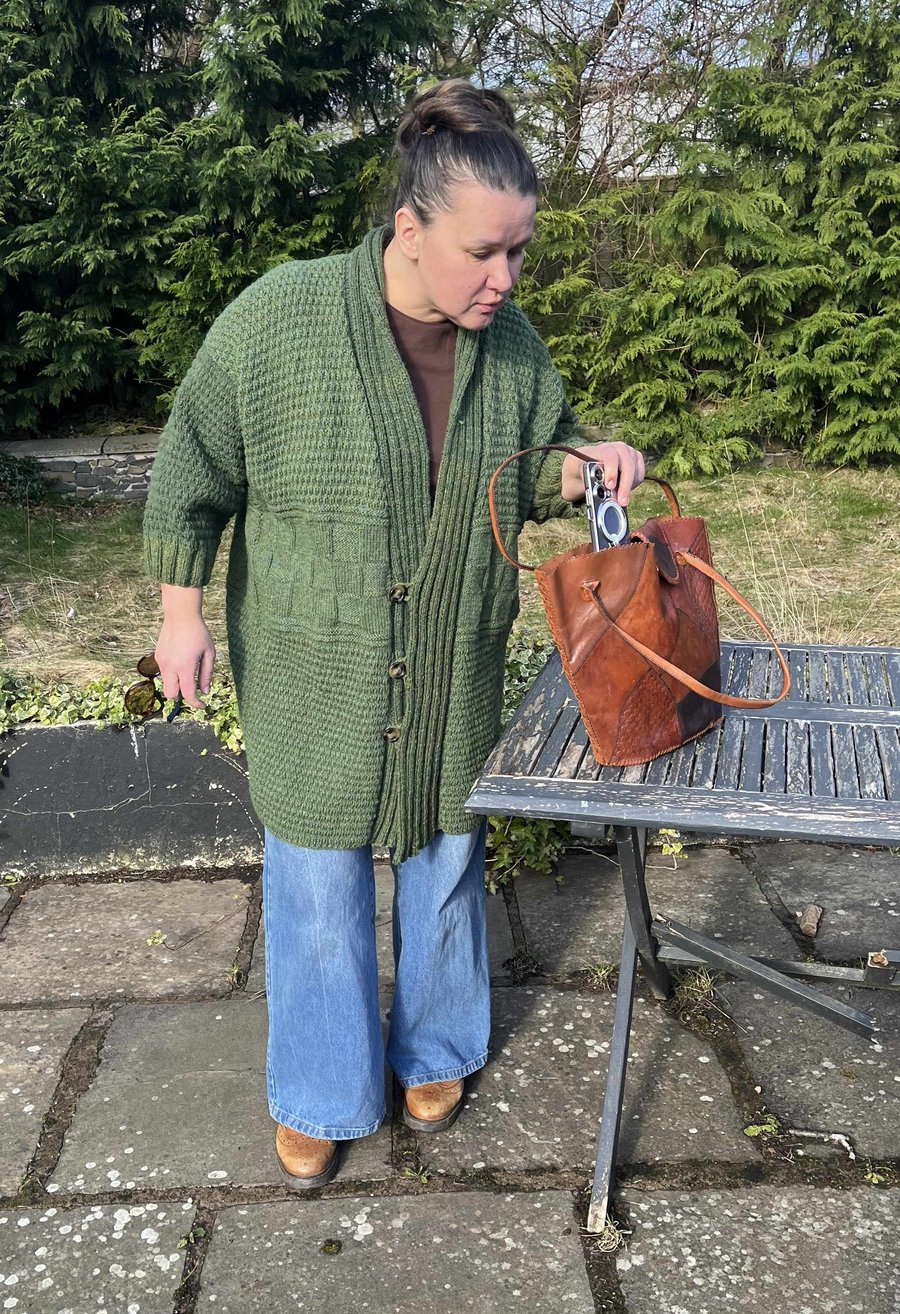 Green 100% woolen cardigan