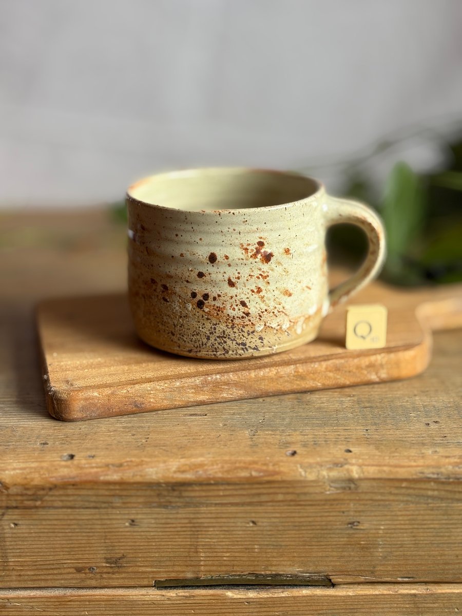 350ml large pottery mug- speckled cream and brown