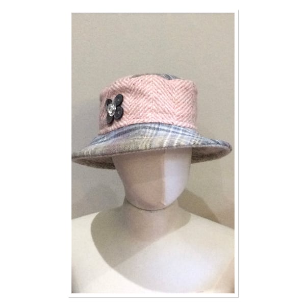 Helen - Wool Bucket Hat Pink Herringbone