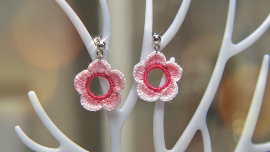 Microcrochet Pink Florals Earrings 