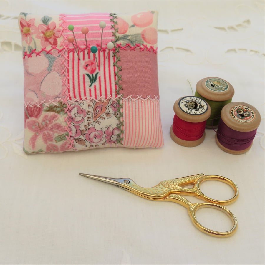 Pin Cushion - Pink Patchwork