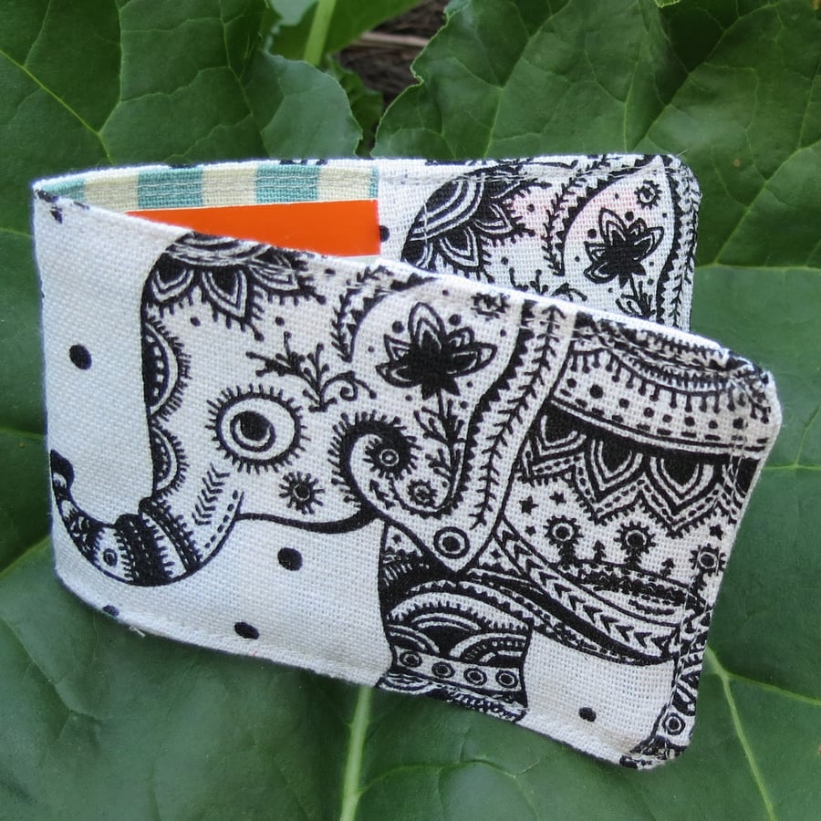 Travelcard Sleeve.  Elephants.  Oyster Card Cover.