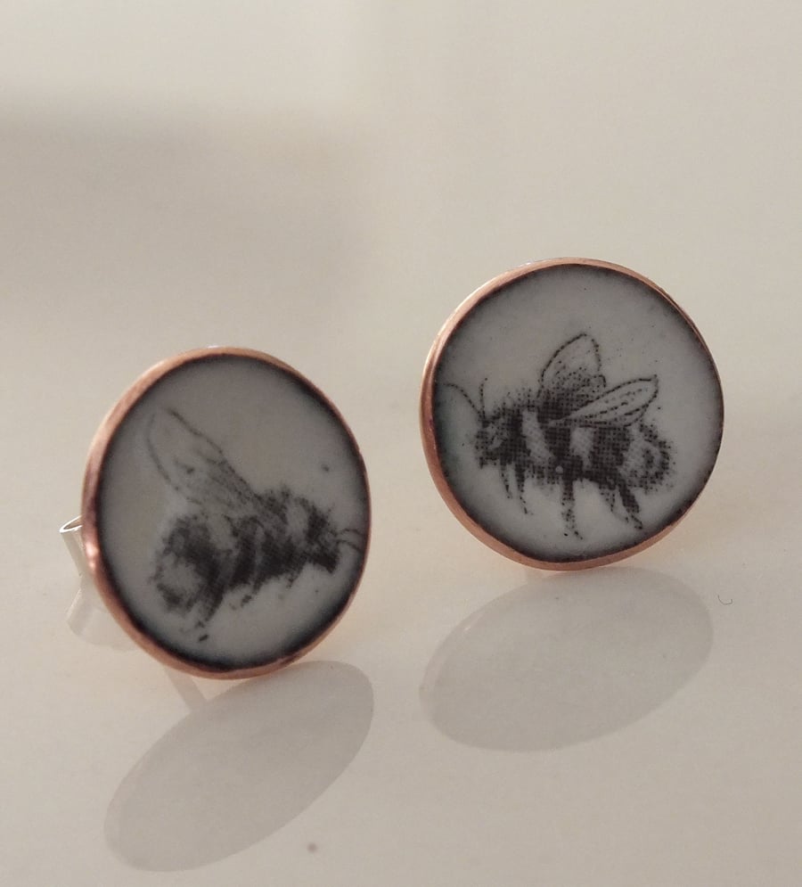 Enamelled bee post earrings