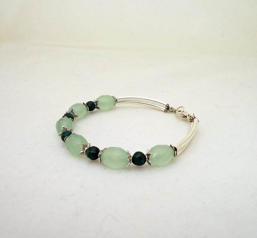 Malachite and Prehnite Bracelet, Gemstone Bracelet, Gemsone Bracelet in Green