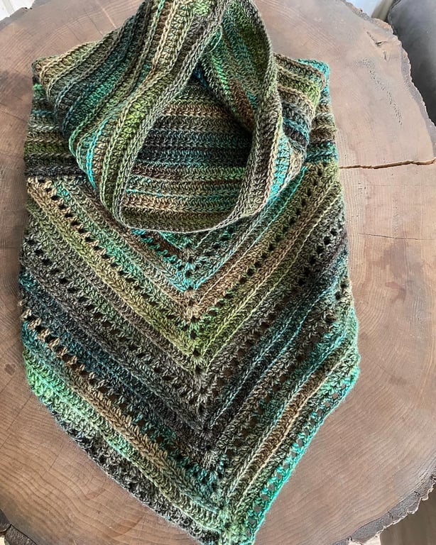 Wild Oleander Crochet Hooded Scarf - Chloro-phyll-phorm 