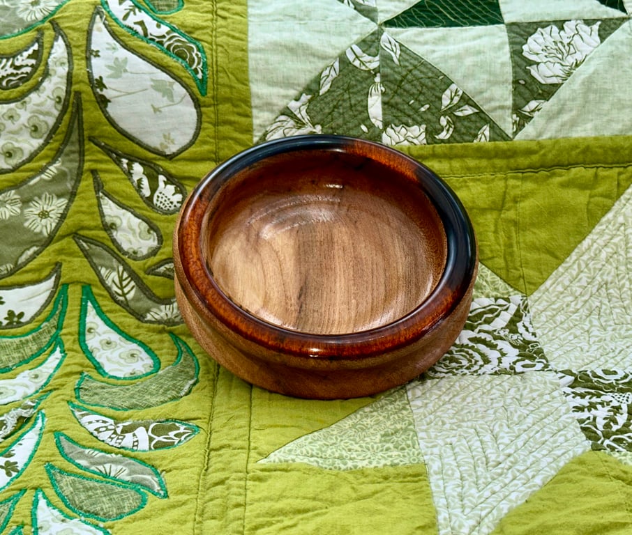 Wood and resin dish