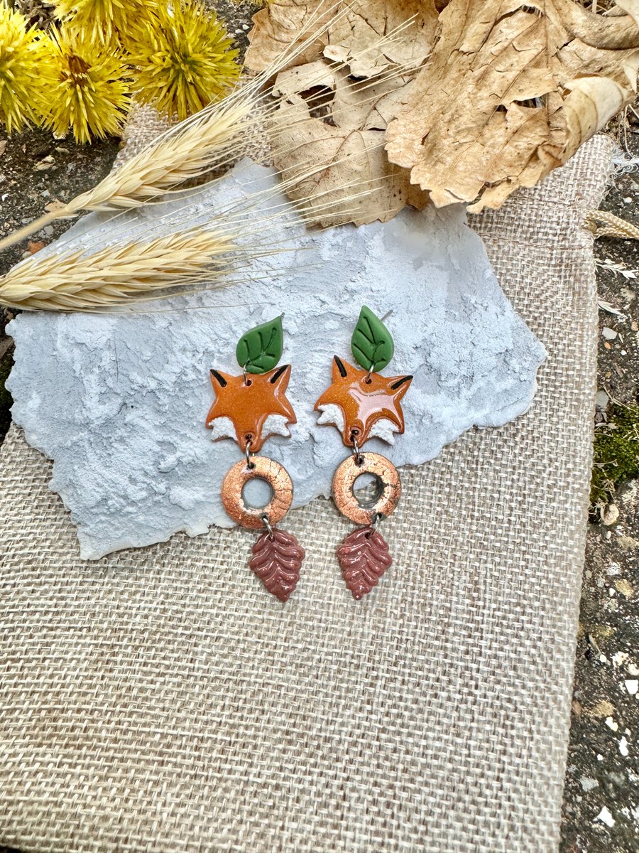 Fox Cub leaf & Acorn Drop Earrings 