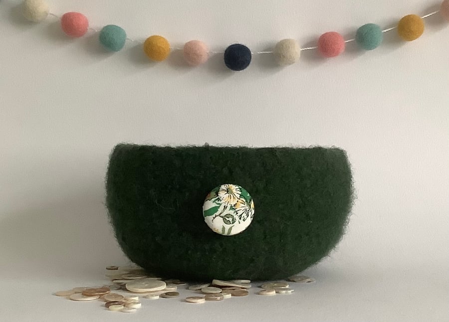 FELTED 'FUSSPOT' BOWL, desk tidy.' Ivy'. Green (with Liberty fabric button)