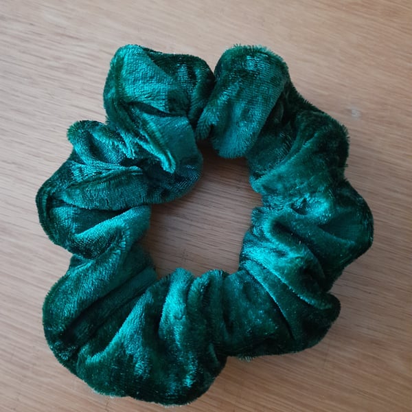 Velvet Hair Scrunchie - bright green