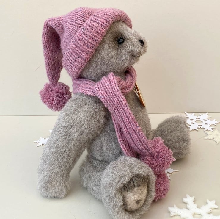 Luxury collectable teddy bear, artist bear, winter dressed bear by Bearlescent 