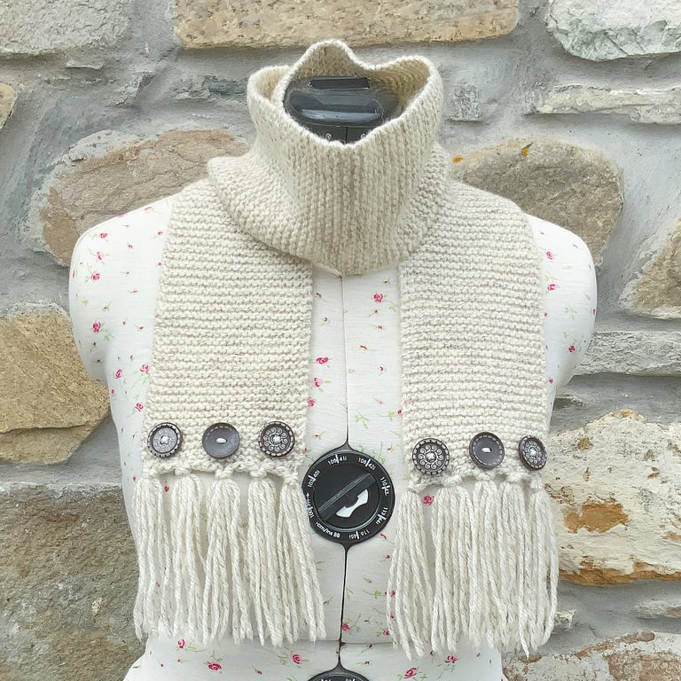 Hand Knitted Scarf. Winter Scarf. Woollen Scarf. Woolly Scarf. Wool Scarf