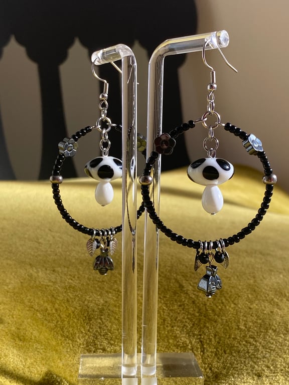 Ingrid - Cottage Goth Mushroom Earrings 