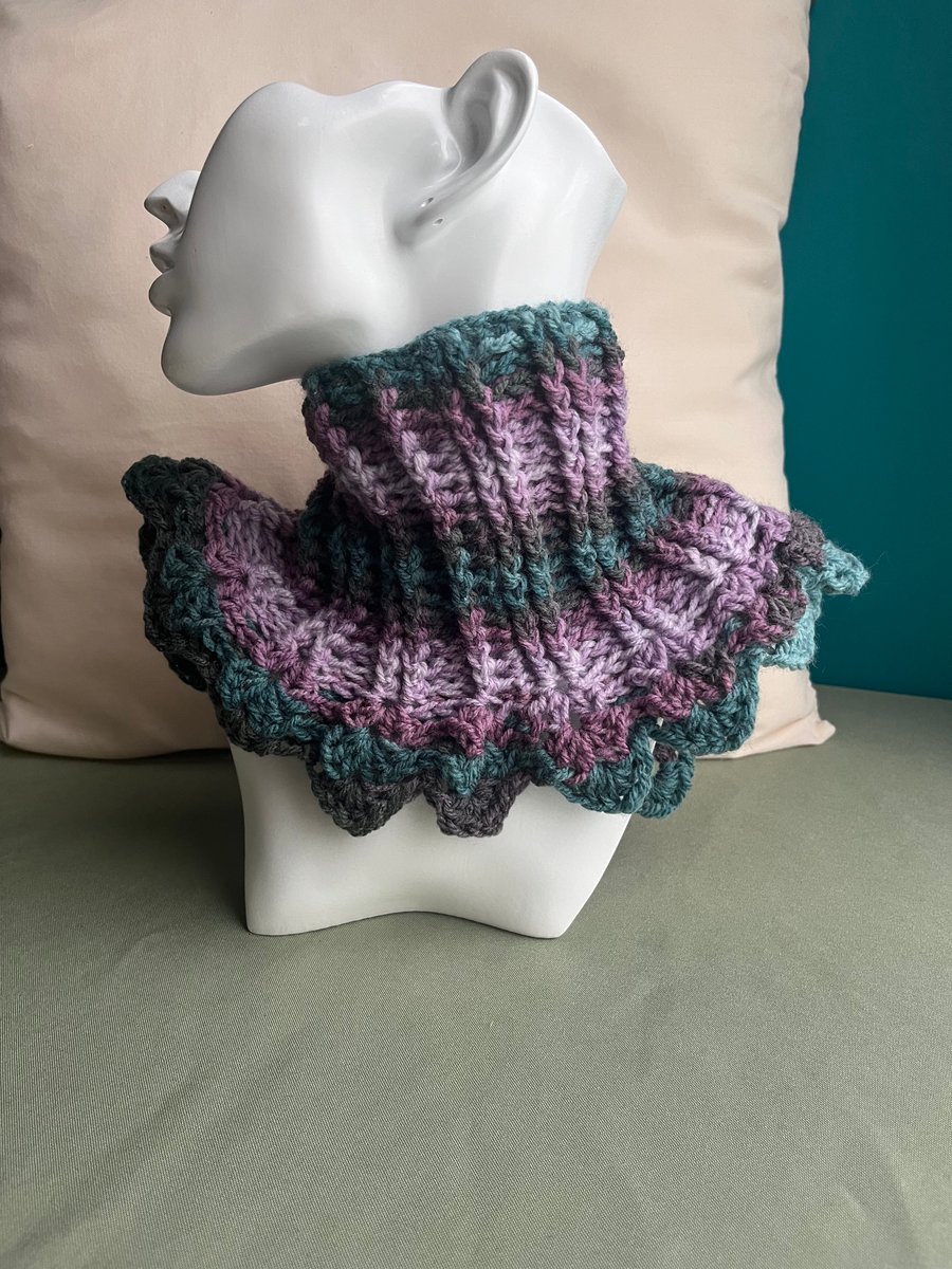 Amelia Crochet Neckwarmer