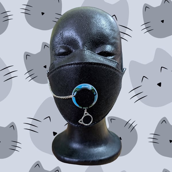 Black SIP valve cap with cat charm and silver keeper